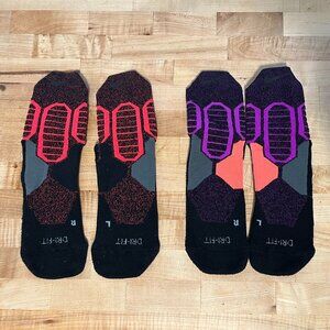 Lot of 2 pairs Men's Large 8-12 Nike Hyper Elite Basketball Quarter Socks